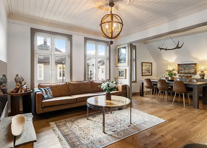 Charming And Classic Apartment
